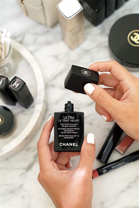 chanel ultra le teint velvet br 22|Chanel ultra le teint ultrawear.